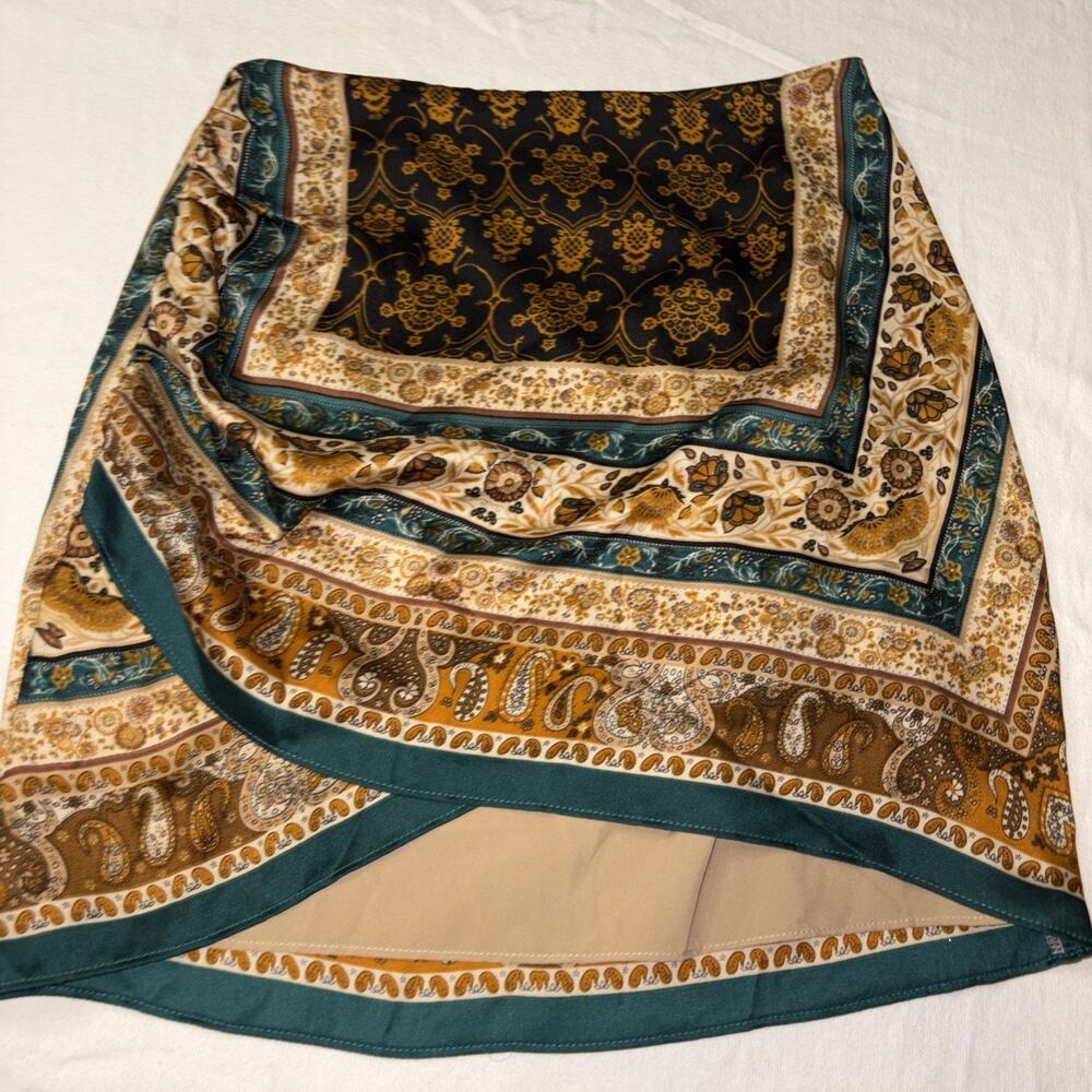 Vici Paisley Print Mini Skirt in Teal, Mustard & Black